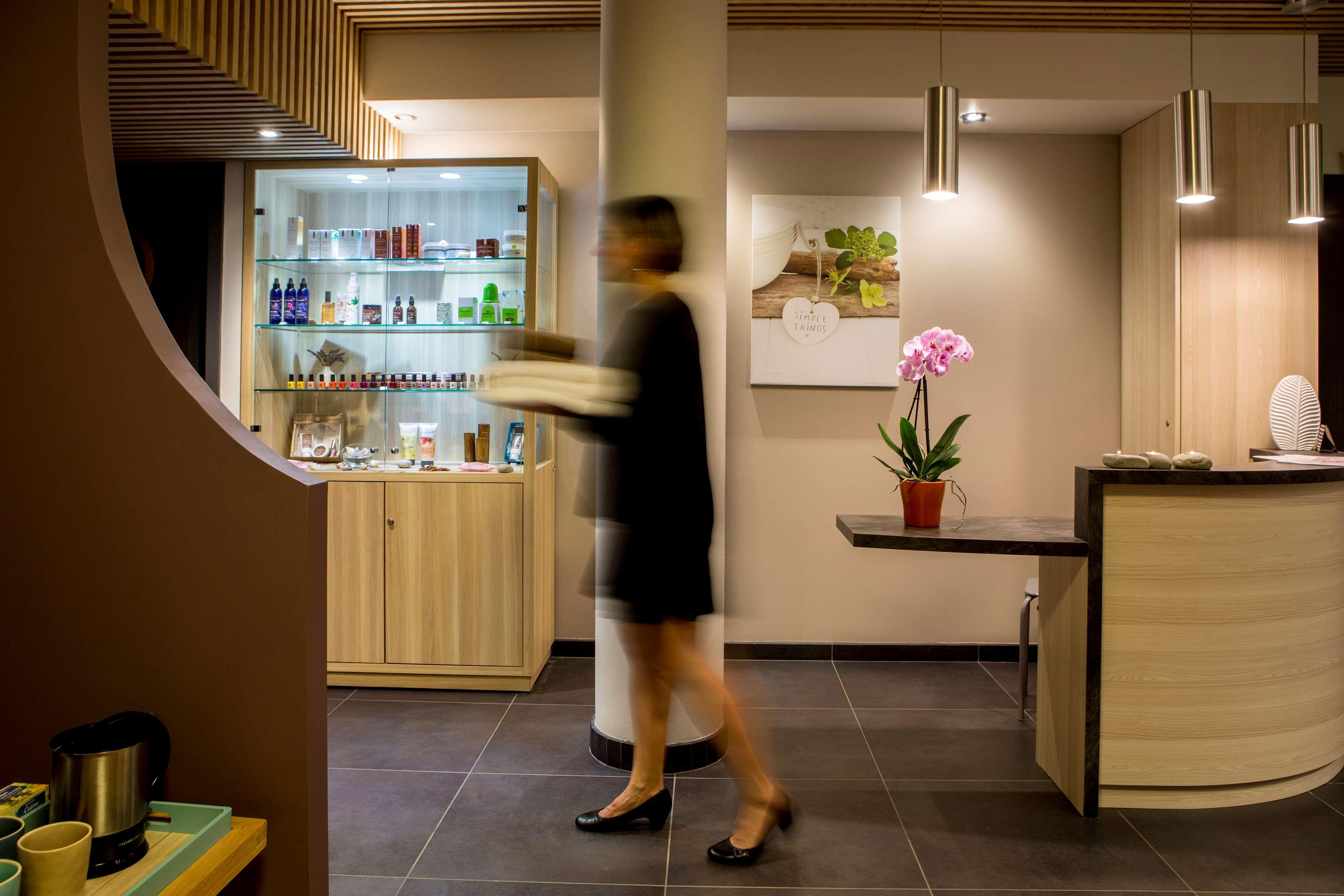 Best Western Le Relais De Laguiole Hotel & Spa Exterior photo